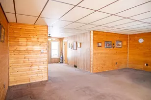 207 Spring St, Elroy, WI 53929 - Photo 12