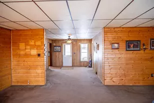 207 Spring St, Elroy, WI 53929 - Photo 6