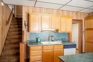 207 Spring St, Elroy, WI 53929 - Photo 20