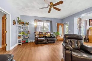 250 North Bridge St, Markesan, WI 53946 - Photo 8
