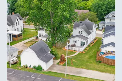 250 N Bridge Street, Markesan, WI 53946 - Photo 2