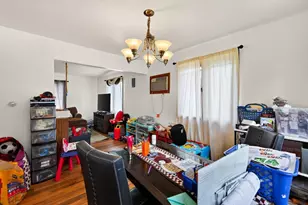 2114-2116 Lake Point Dr, Madison, WI 53713 - Photo 8