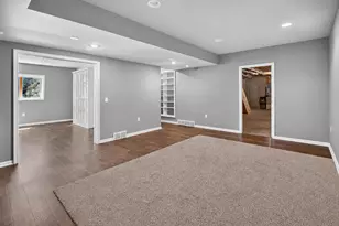 5502 Upland Trail, Middleton, WI 53562 - Photo 36