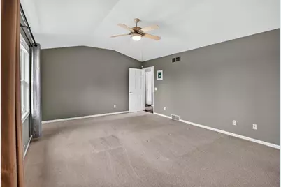 5502 Upland Trail, Middleton, WI 53562 - Photo 30