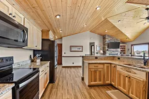 W5759 Brook Trout Ct, New Lisbon, WI 53950 - Photo 6