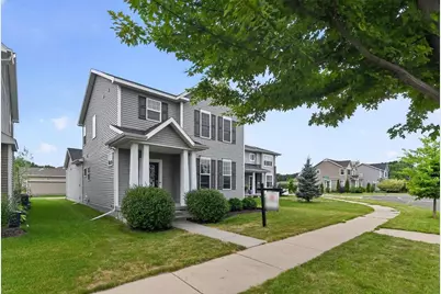 1133 O'Keeffe Avenue, Sun Prairie, WI 53590 - Photo 2