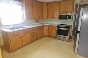 506 W State St, Mauston, WI 53948 - Photo 14