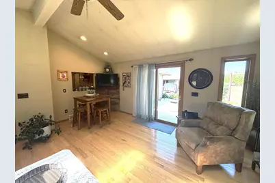2451 S Country Lane, Beloit, WI 53511 - Photo 18