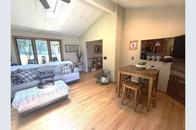 2451 S Country Lane, Beloit, WI 53511 - Photo 20