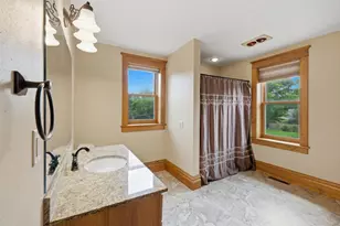319 Market St, Lodi, WI 53555 - Photo 16