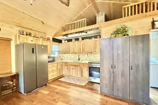 141 Lakeview Ave, Edgerton, WI 53534 - Photo 6