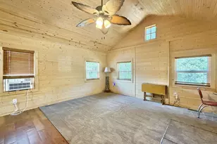 141 Lakeview Ave, Edgerton, WI 53534 - Photo 4