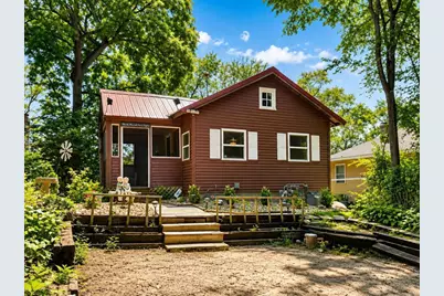 141 Lakeview Avenue, Edgerton, WI 53534 - Photo 1