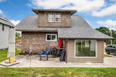 755 N Dickason Boulevard, Columbus, WI 53925 - Photo 4