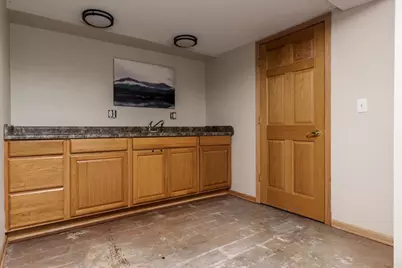 2160 Linway Drive, Beloit, WI 53511 - Photo 48