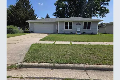 1431 S Chatham Street, Janesville, WI 53546 - Photo 2