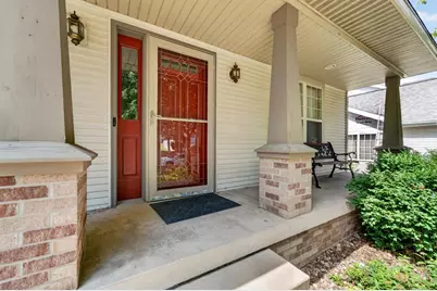 914 Eagle Crest Drive, Madison, WI 53704 - Photo 2