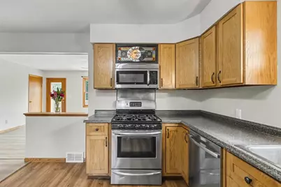 3149 S Hwy 51, Janesville, WI 53546 - Photo 10