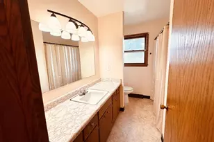 1164 Ontario Dr, Janesville, WI 53545 - Photo 30