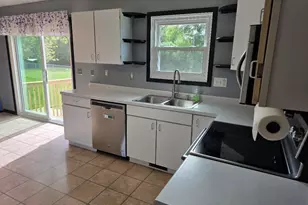 39 London Rd, Cambridge, WI 53523 - Photo 4