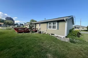 2703 11th Ave, Monroe, WI 53566 - Photo 20