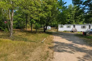 1136 S Buttercup Ct, Friendship, WI 53934 - Photo 8
