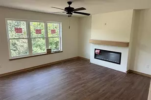 232 W Nelson St, Deerfield, WI 53531 - Photo 8