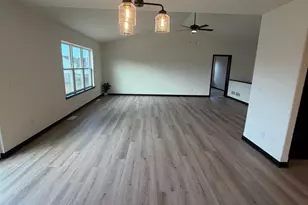 5805 Bridle Way, Madison, WI 53718 - Photo 12