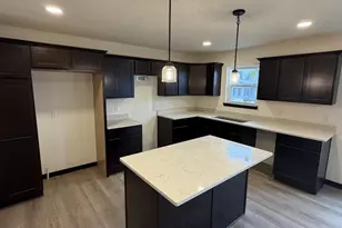 5805 Bridle Way, Madison, WI 53718 - Photo 14