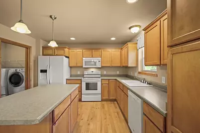7 Half Moon Court, Madison, WI 53718 - Photo 10