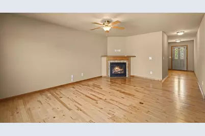 7 Half Moon Court, Madison, WI 53718 - Photo 4