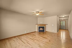 7 Half Moon Ct, Madison, WI 53718 - Photo 4