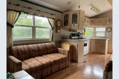 473 Westview Court, Edgerton, WI 53534 - Photo 6
