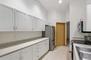 2820 Mickelson Pkwy, Fitchburg, WI 53711 - Photo 16