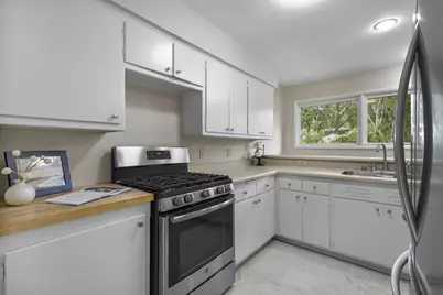 2310 Tanager Trail, Madison, WI 53711 - Photo 8