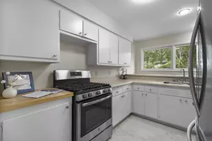 2310 Tanager Trail, Madison, WI 53711 - Photo 8