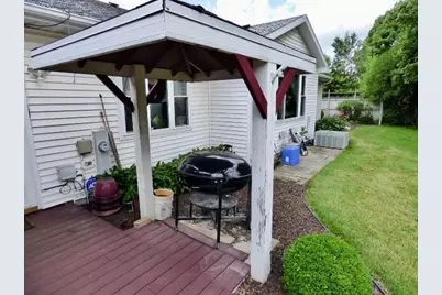 1525 E Williams Drive, Beloit, WI 53511 - Photo 8