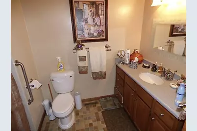 1525 E Williams Drive, Beloit, WI 53511 - Photo 32