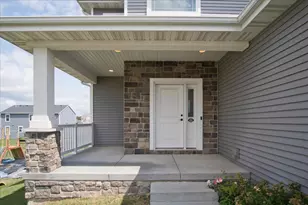 4027 Taunton Rd, Windsor, WI 53598 - Photo 2