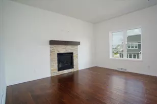 4027 Taunton Rd, Windsor, WI 53598 - Photo 8