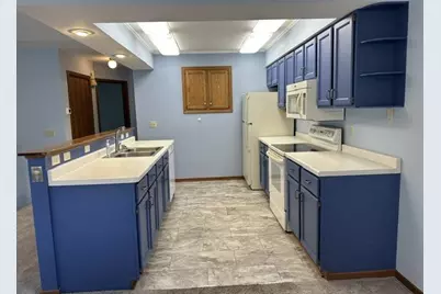 424 S Lexington Parkway, DeForest, WI 53532 - Photo 12