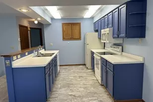 424 S Lexington Pkwy, DeForest, WI 53532 - Photo 12