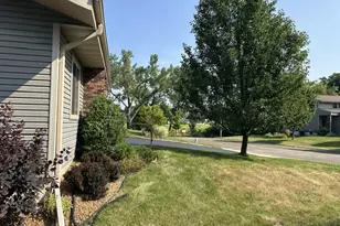 424 S Lexington Pkwy, DeForest, WI 53532 - Photo 6