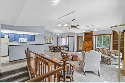424 S Lexington Parkway, DeForest, WI 53532 - Photo 18