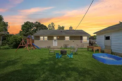 809 N Main Street, Edgerton, WI 53534 - Photo 2