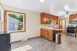 809 N Main St, Edgerton, WI 53534 - Photo 12