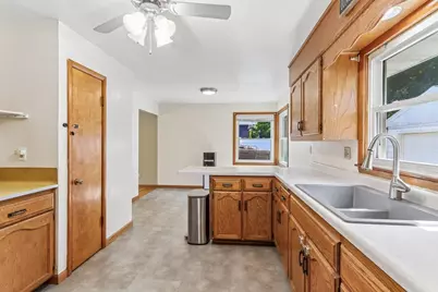809 N Main Street, Edgerton, WI 53534 - Photo 18