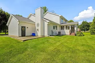 6867 Valiant Dr, Windsor, WI 53598 - Photo 58