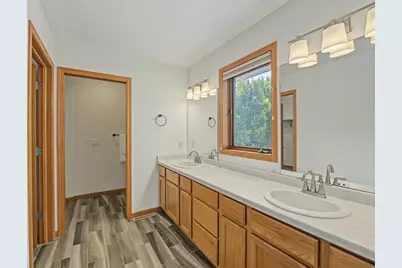 6867 Valiant Drive, Windsor, WI 53598 - Photo 34