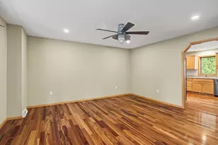 6867 Valiant Dr, Windsor, WI 53598 - Photo 6